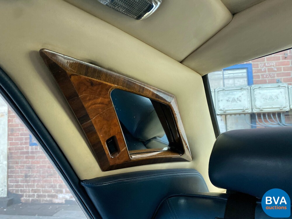 Rolls-Royce Silver Spur 6.8 V8 1984.