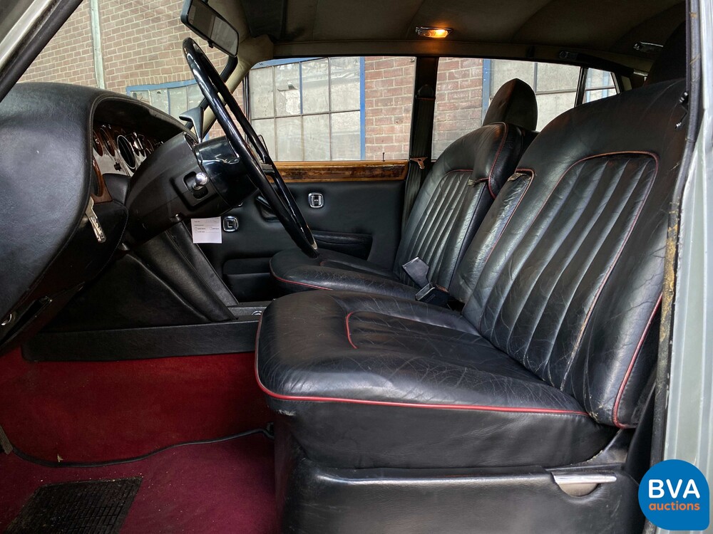 Rolls-Royce Silver Shadow 6.8 V8 1974