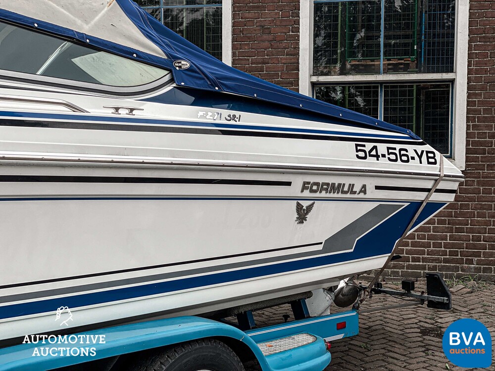 Formula 271SR1 Speedboat 230hp with trailer 1996, 54-56-YB.