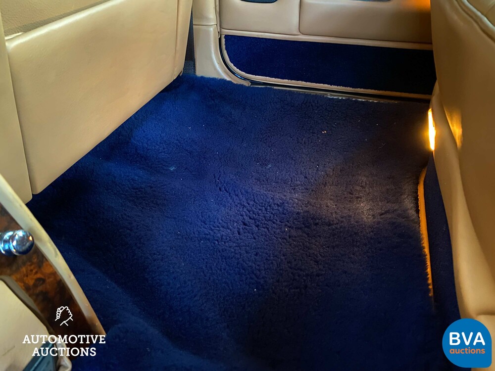 Rolls Royce Silver Dawn 6.8 V8 -25.000km! - 1996.