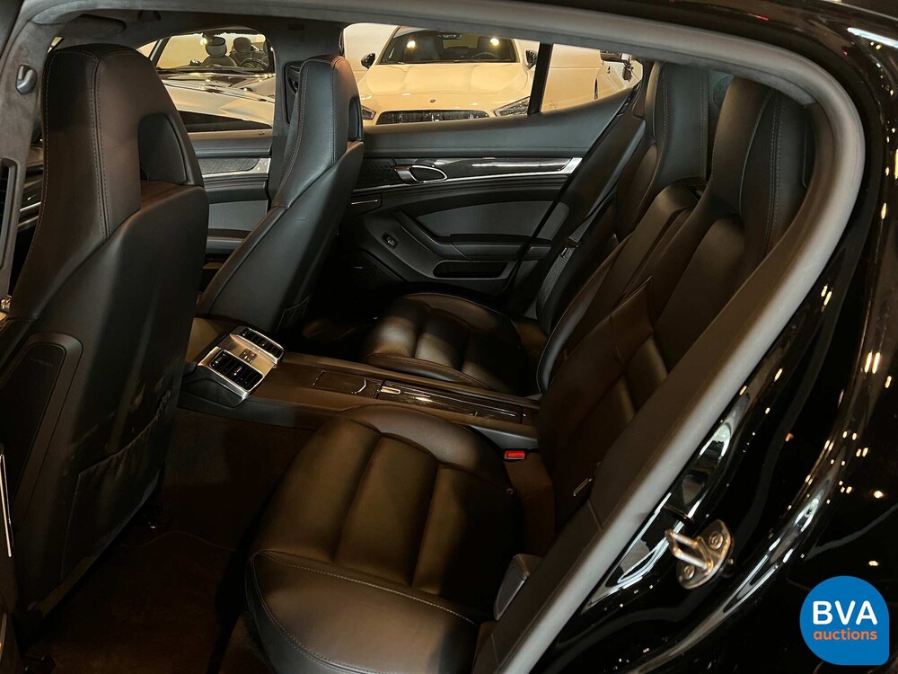 Porsche Panamera 4.8 Turbo S SportChrono 551pk 2011, XJ-976-R