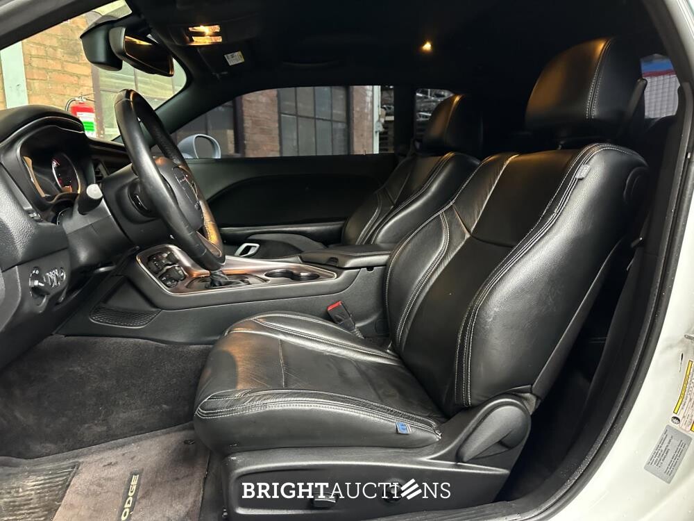 Dodge Challenger 3.6 V6 305pk 2016