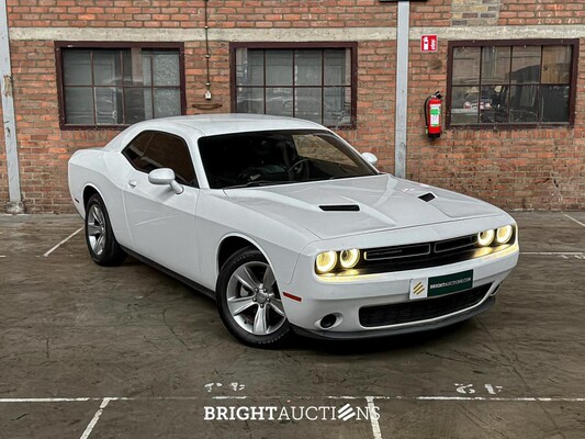Dodge Challenger 3.6 V6 305pk 2016