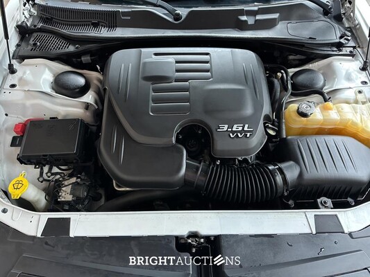 Dodge Challenger 3.6 V6 305pk 2016