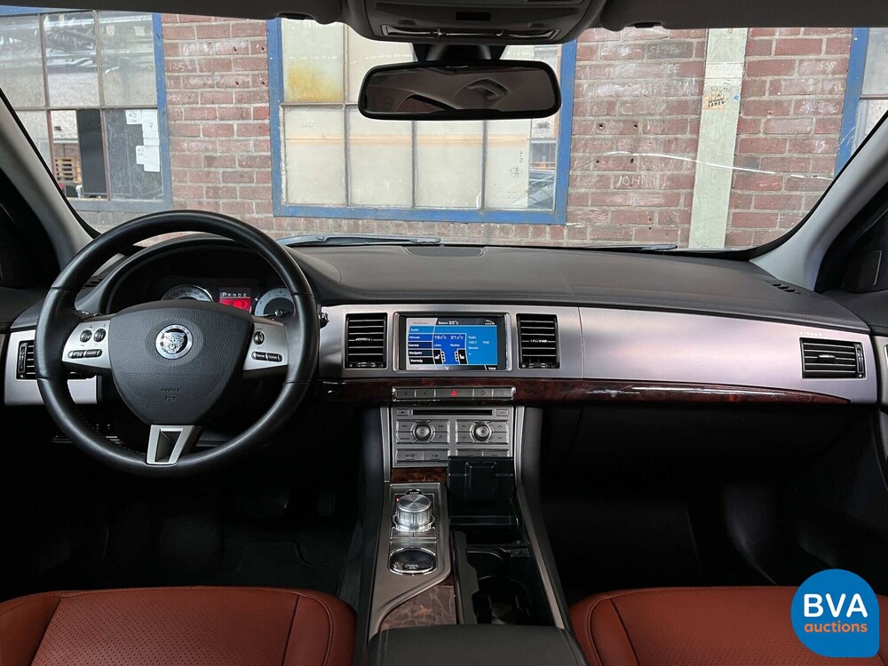Jaguar XF 4.2 V8 Premium Luxury 298pk 2008 -Org. NL-, 48-GHJ-4