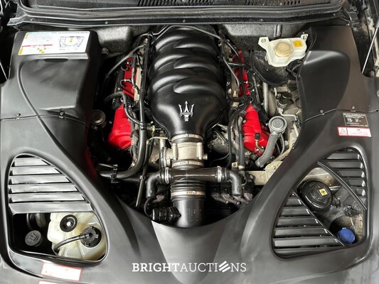 Maserati Quattroporte 4.2 V8 (41.000 KM) 400pk 2005 Youngtimer