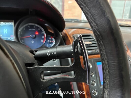 Maserati Quattroporte 4.2 V8 (41.000 KM) 400pk 2005 Youngtimer