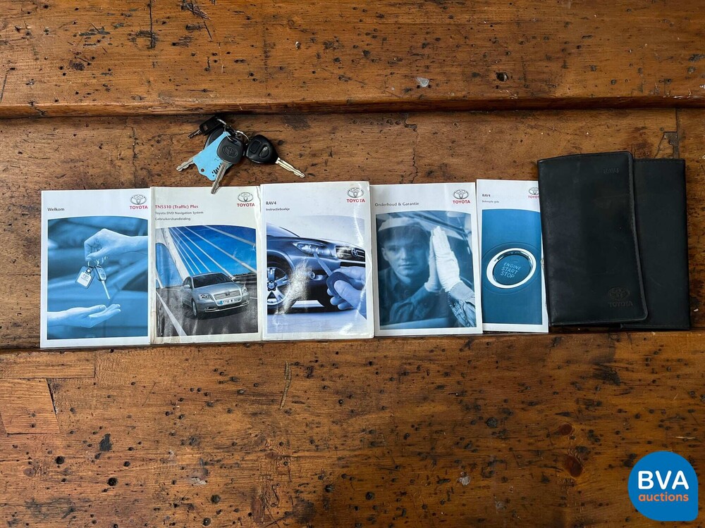 Toyota RAV4 2.2 D-CAT Linea Sol 177pk 2006 -Org. NL-, 41-SP-LK