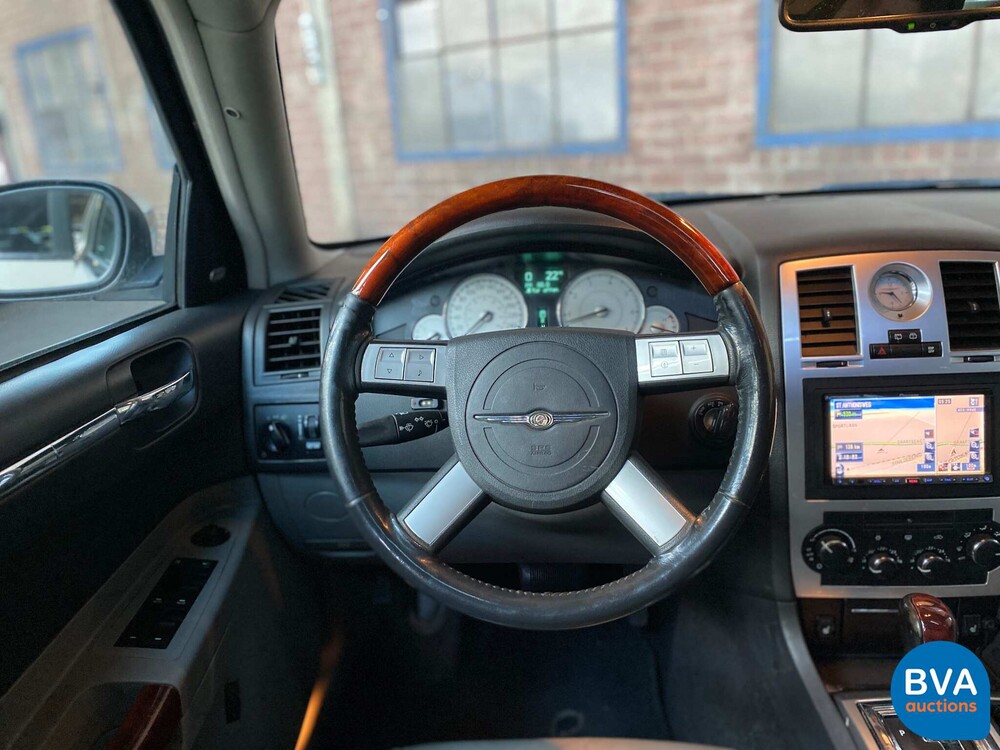 Chrysler 300C Touring 3.0 V6 CRD 218pk 2006 -Org. NL-, 69-SL-DH