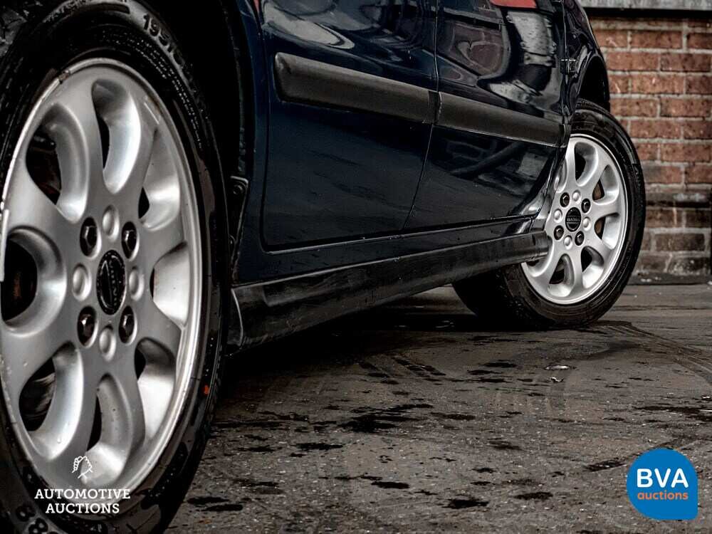 Volvo V40 1.8 122pk 1999, 43-DD-DV