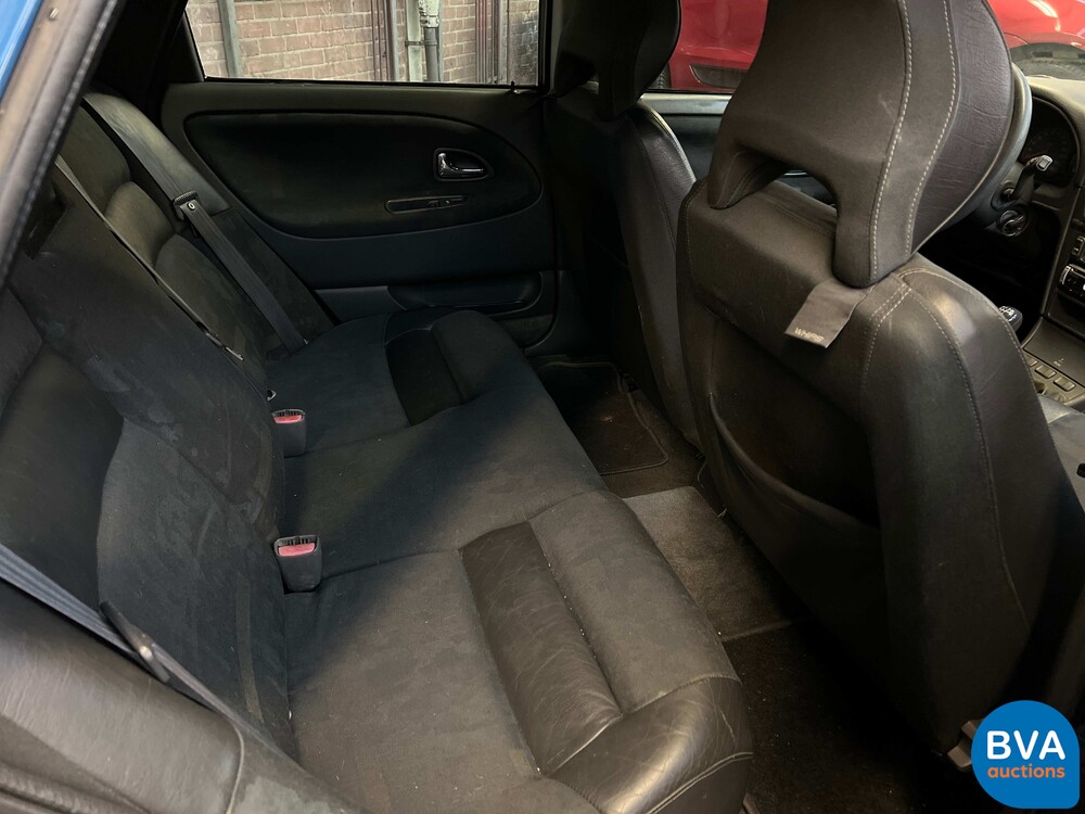 Volvo V40 1.8 122pk 1999, 43-DD-DV