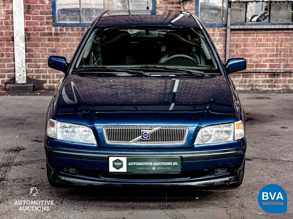 Volvo V40 1.8 122pk 1999, 43-DD-DV