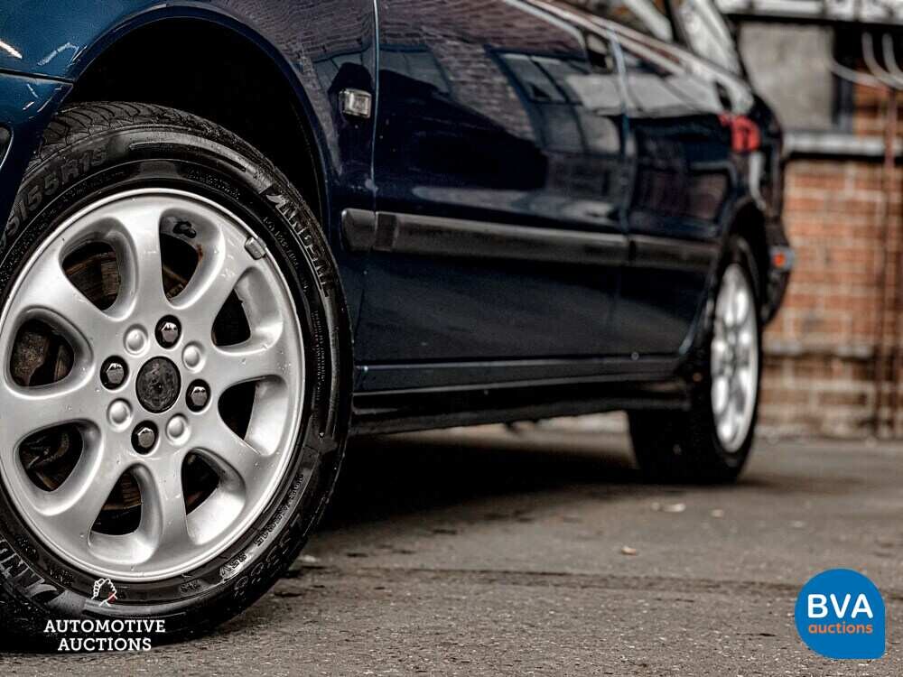 Volvo V40 1.8 122pk 1999, 43-DD-DV