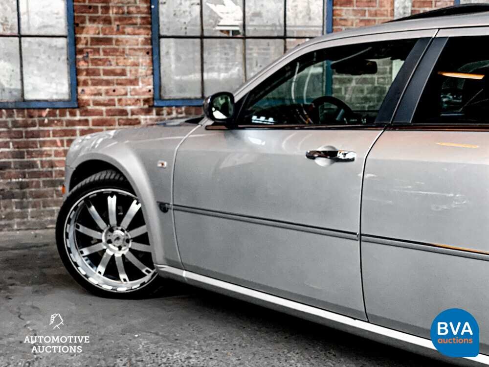 Chrysler 300C Touring 3.0 V6 CRD 218pk 2006 -Org. NL-, 69-SL-DH
