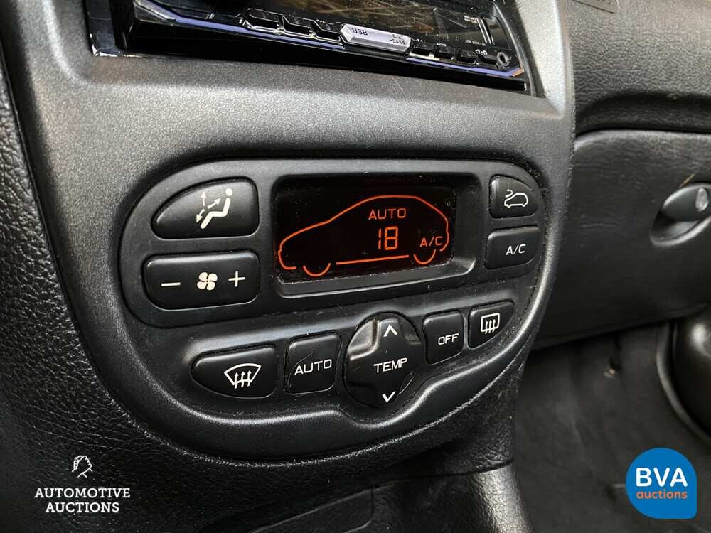 Peugeot 206 CC 2.0 136pk 2002 Cabriolet -Org. NL-, 65-JR-DG