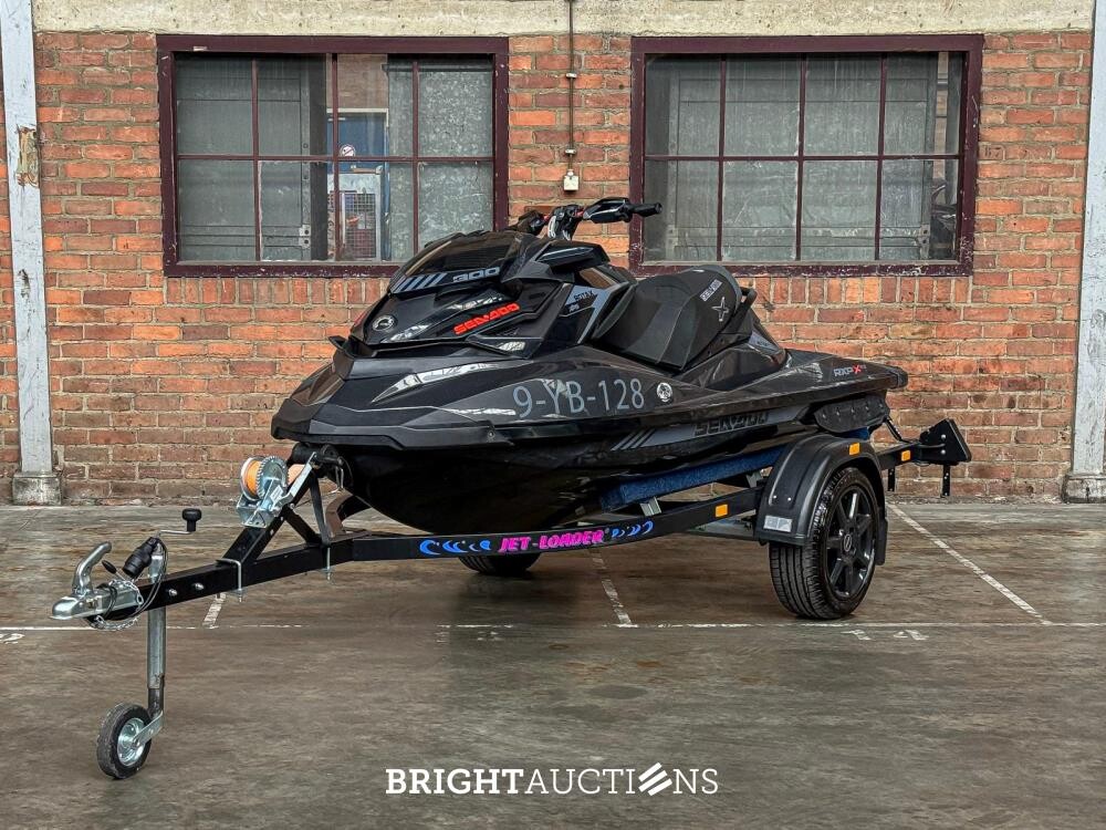 Sea-Doo RXP-X 300 Wasserfahrzeug 2019 Jetloader