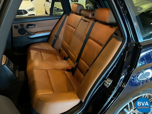 BMW 335i Luxury Line 3-serie Touring 306pk 2012 -Org. NL-, 39-SZF-2