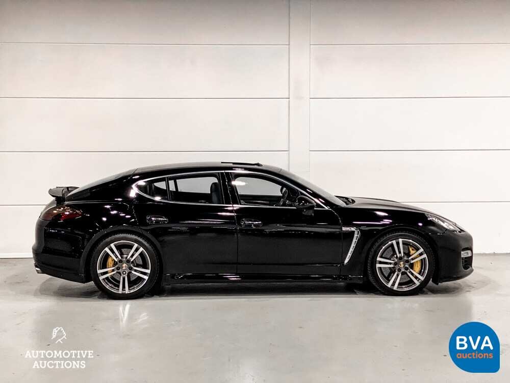Porsche Panamera 4.8 Turbo S SportChrono 551 PS 2011, XJ-976-R.