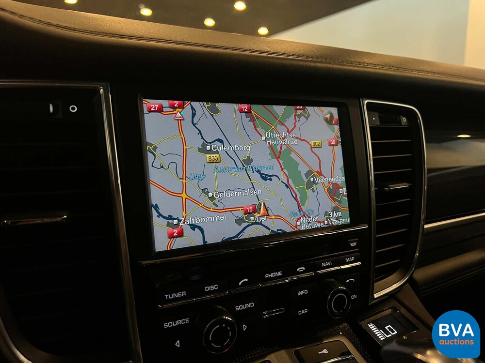 Porsche Panamera 4.8 Turbo S SportChrono 551 PS 2011, XJ-976-R.