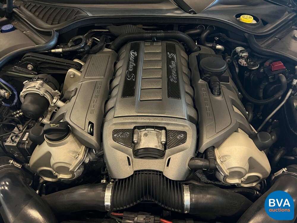 Porsche Panamera 4.8 Turbo S SportChrono 551 PS 2011, XJ-976-R.