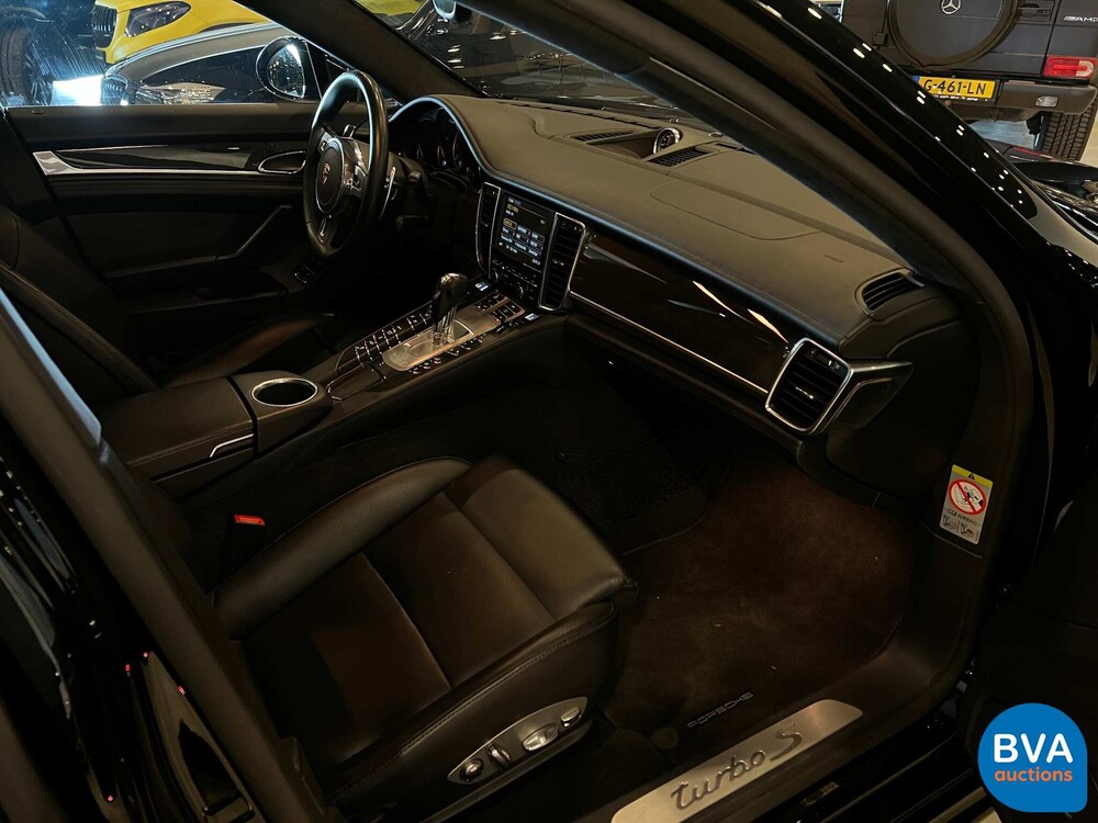 Porsche Panamera 4.8 Turbo S SportChrono 551 PS 2011, XJ-976-R.
