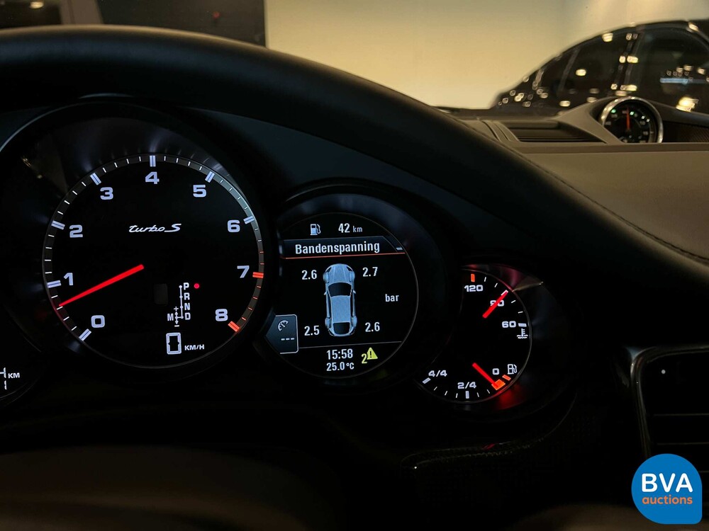 Porsche Panamera 4.8 Turbo S SportChrono 551 PS 2011, XJ-976-R.