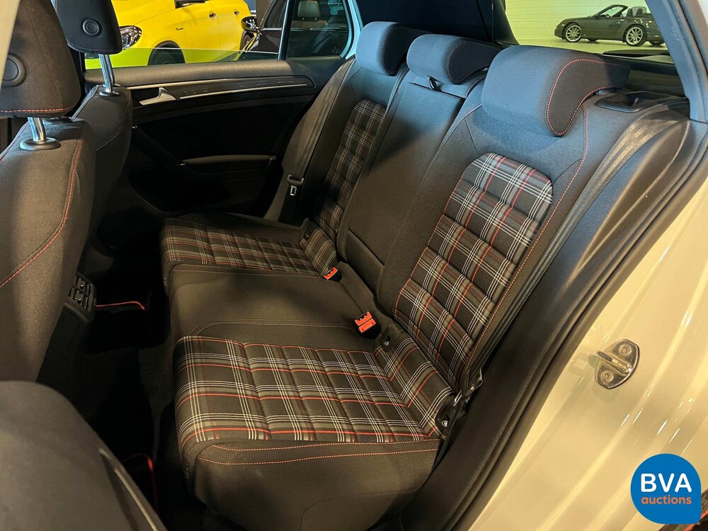 VW Golf 2.0 TSI GTI Performance 245PS 2019, J-969-ZV.