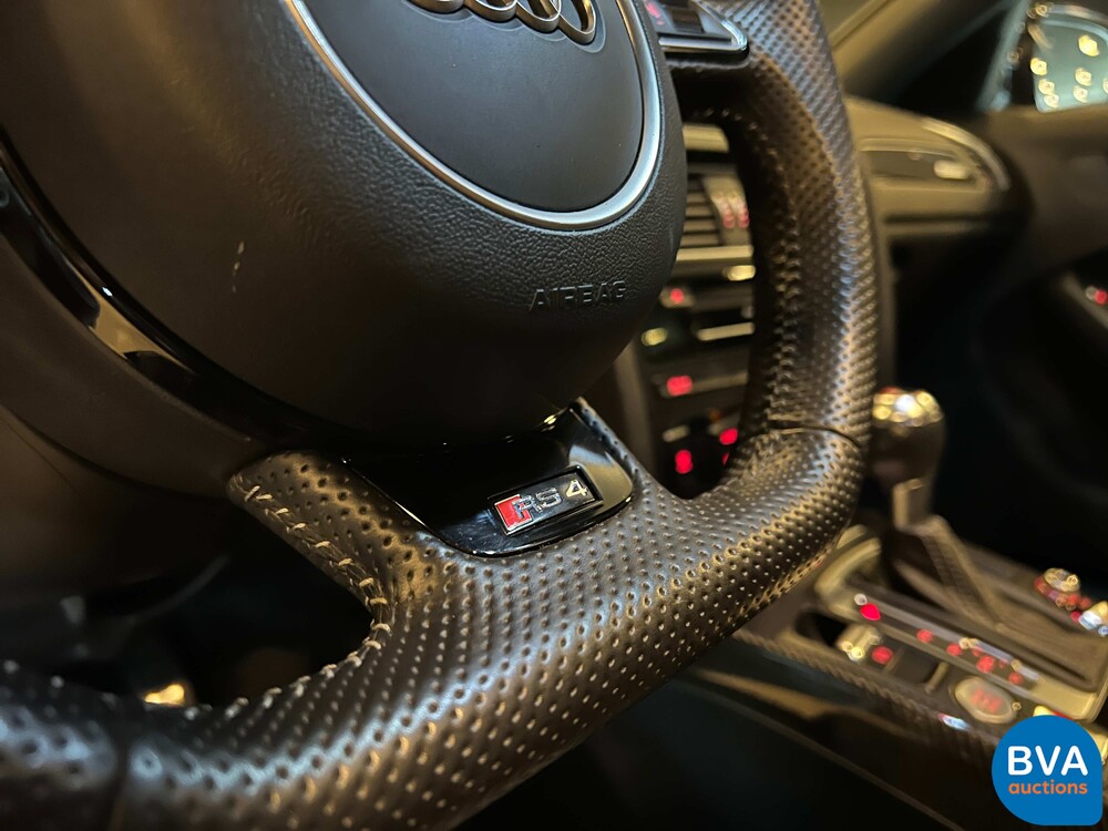 Audi RS4 Avant4.2 FSI Quattro LEISTUNG 450 PS 2015, TX-519-T.