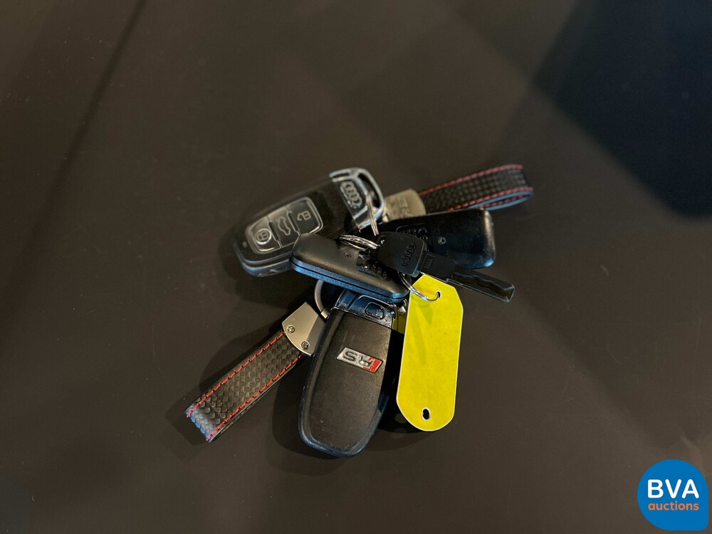 Audi RS4 Avant4.2 FSI Quattro LEISTUNG 450 PS 2015, TX-519-T.