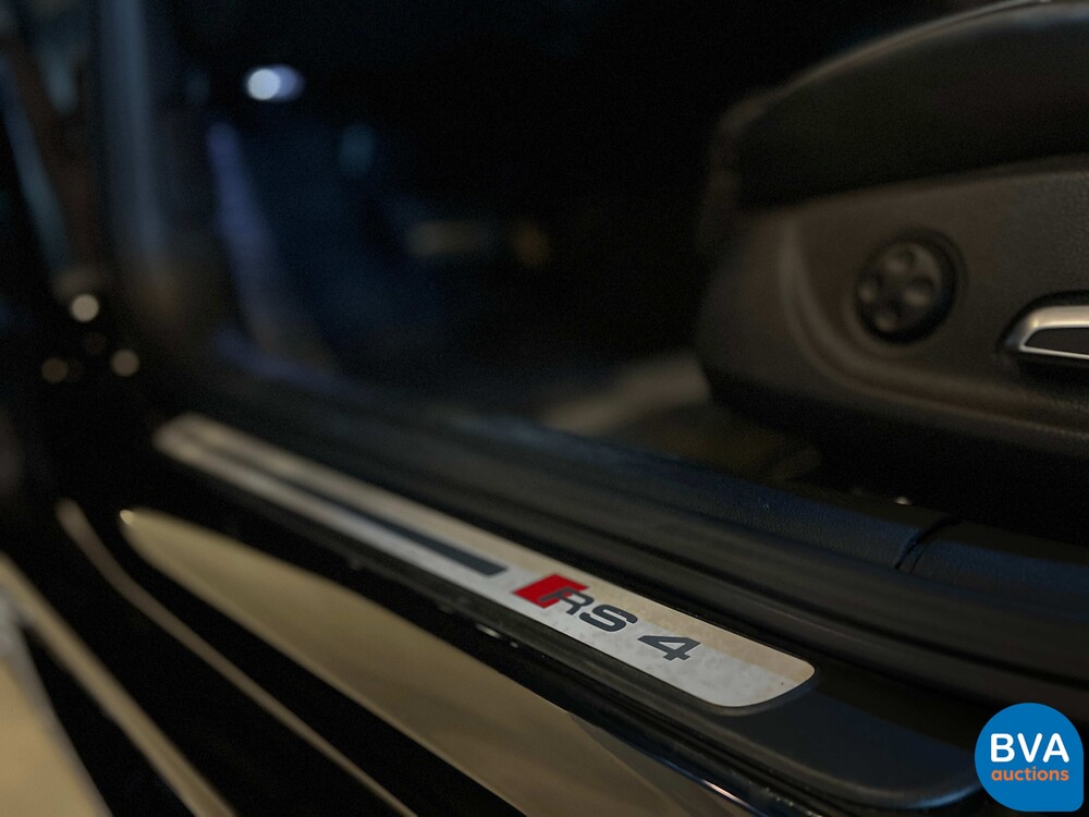 Audi RS4 Avant4.2 FSI Quattro LEISTUNG 450 PS 2015, TX-519-T.