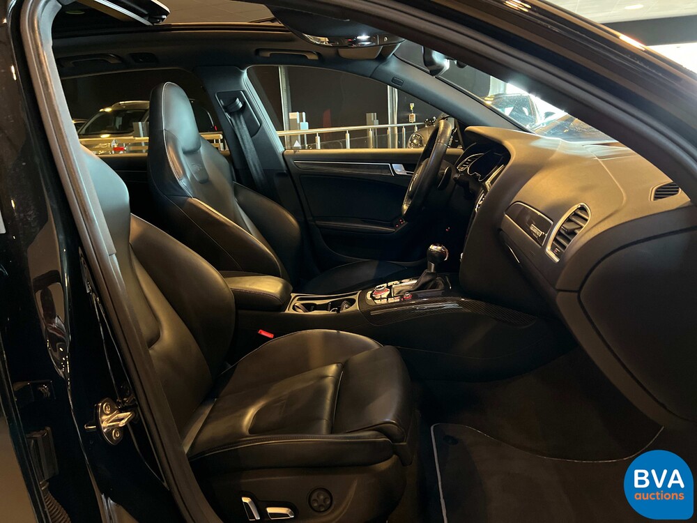 Audi RS4 Avant4.2 FSI Quattro LEISTUNG 450 PS 2015, TX-519-T.