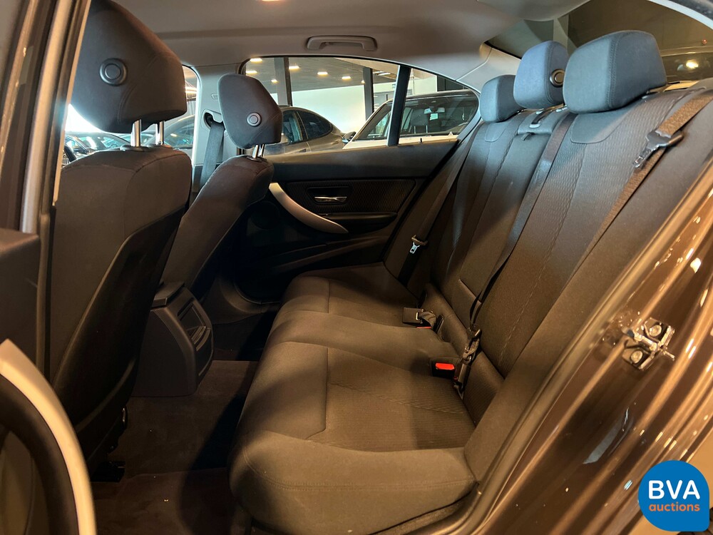 BMW 320i High Executive 3er Reihe 184PS 2012 -Org. NL-, 57-XPV-7.