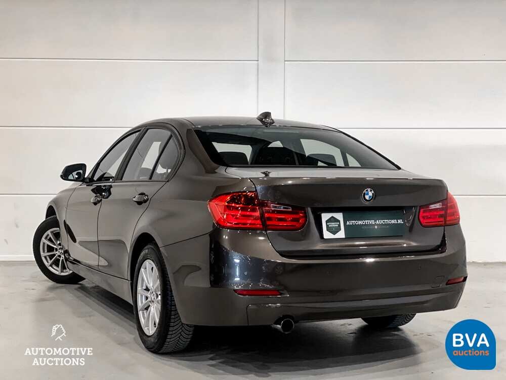 BMW 320i High Executive 3er Reihe 184PS 2012 -Org. NL-, 57-XPV-7.