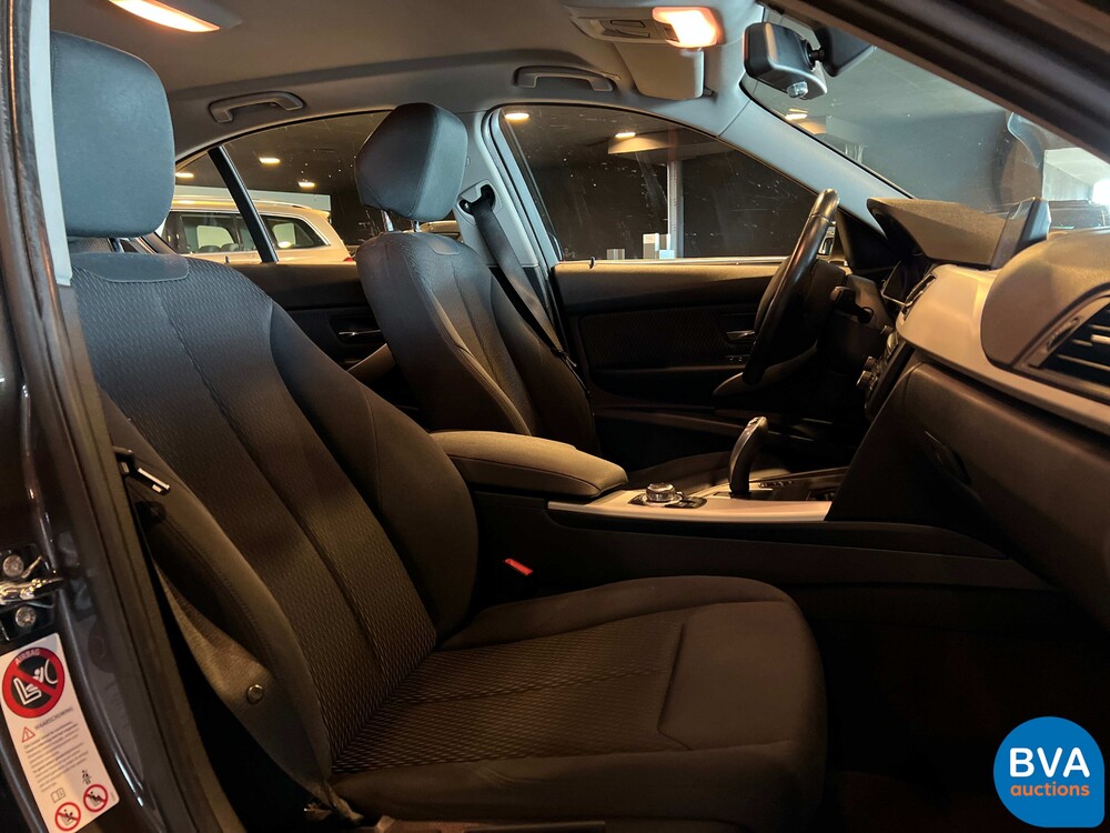 BMW 320i High Executive 3er Reihe 184PS 2012 -Org. NL-, 57-XPV-7.