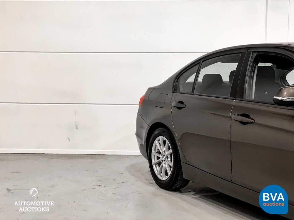 BMW 320i High Executive 3er Reihe 184PS 2012 -Org. NL-, 57-XPV-7.