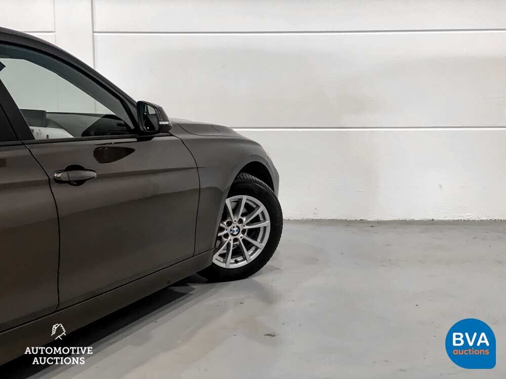 BMW 320i High Executive 3er Reihe 184PS 2012 -Org. NL-, 57-XPV-7.