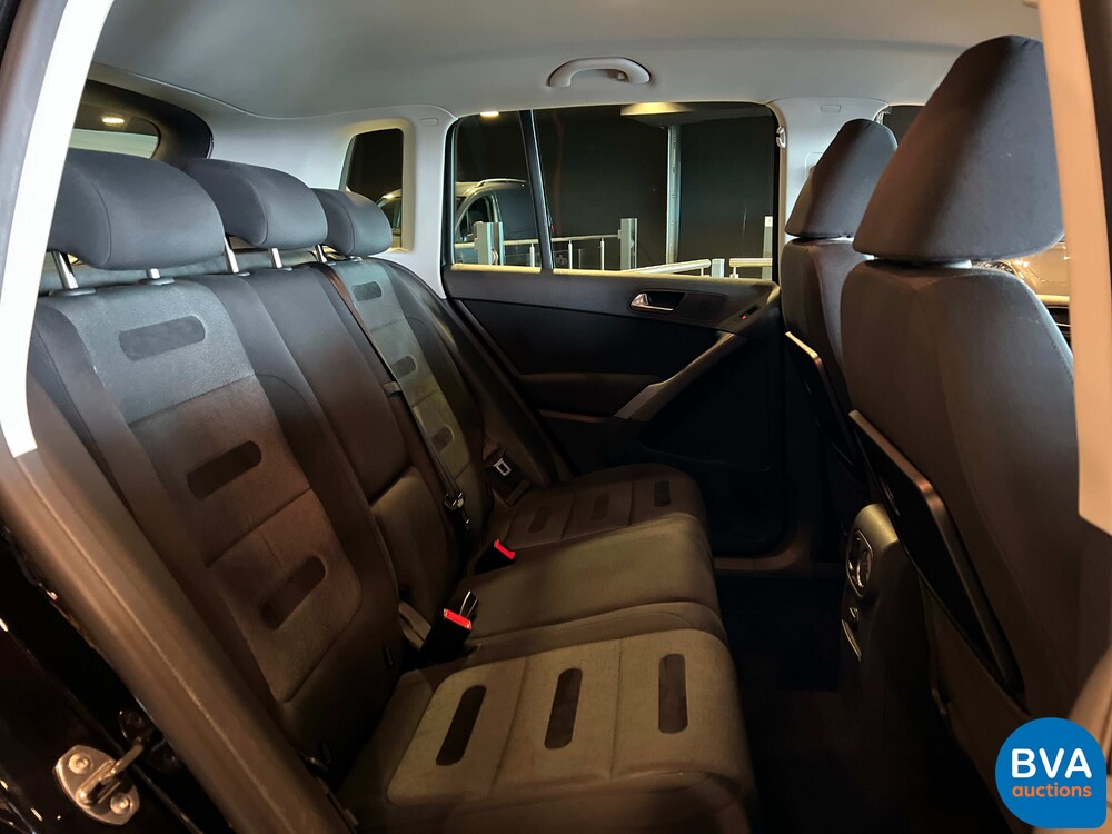 VW Tiguan 2.0 TSI Sport&Style 4Motion 170 PS 2009, 7-XFB-13.