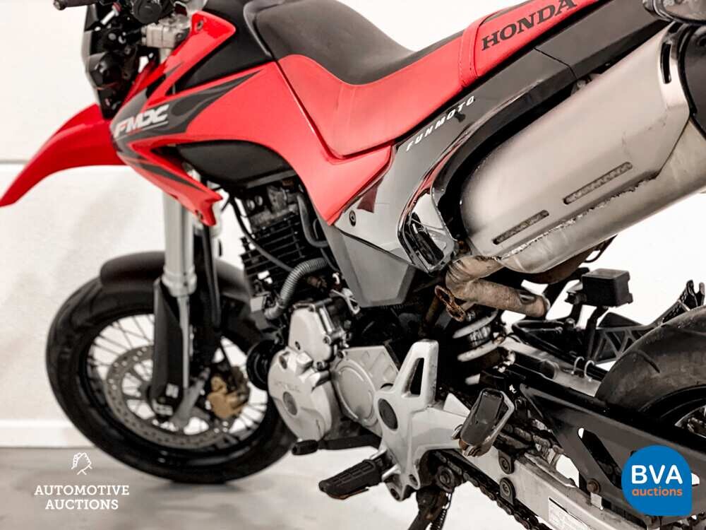 2005 Honda FMX650 Super Motard 35 PS, MN-XZ-36.