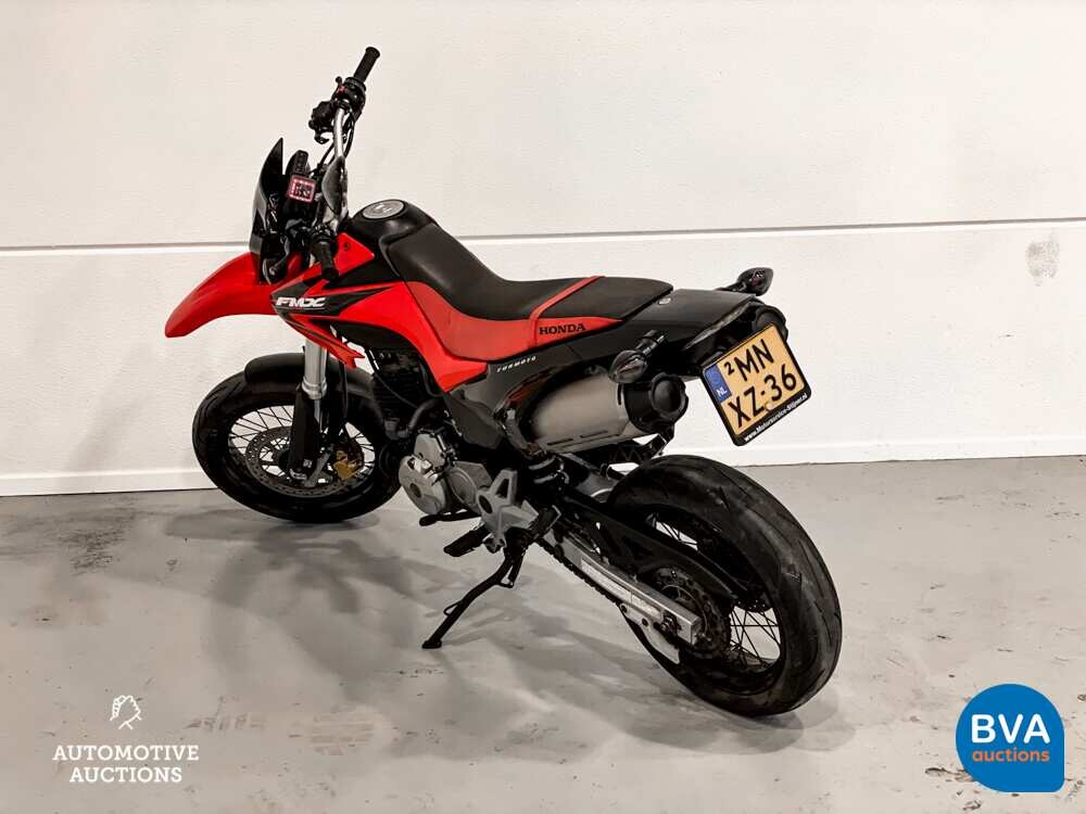 2005 Honda FMX650 Super Motard 35 PS, MN-XZ-36.