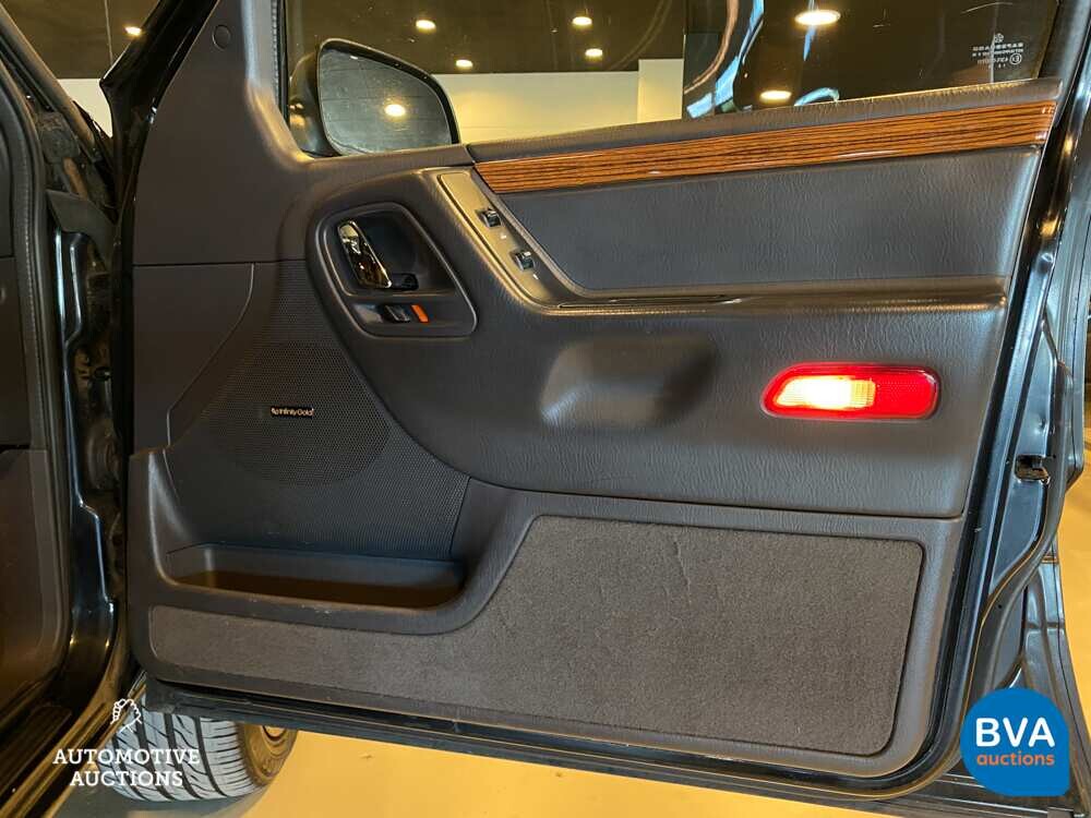 Jeep Grand Cherokee Limited 4.7 V8 High Output 4x4 2000, 93-GB-ZZ.