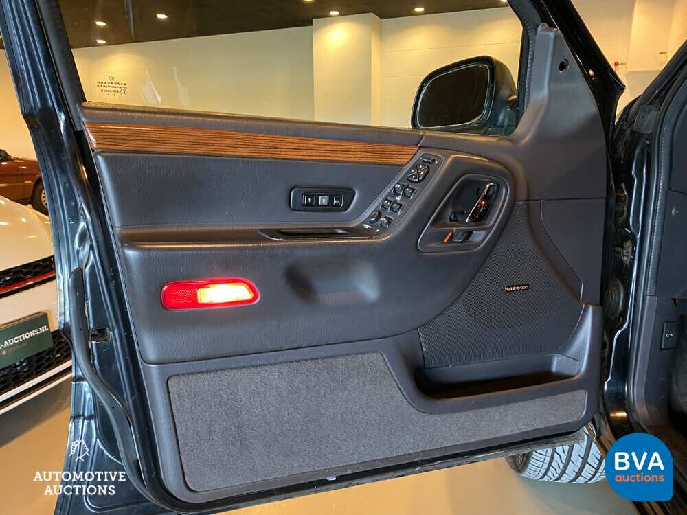 Jeep Grand Cherokee Limited 4.7 V8 High Output 4x4 2000, 93-GB-ZZ.