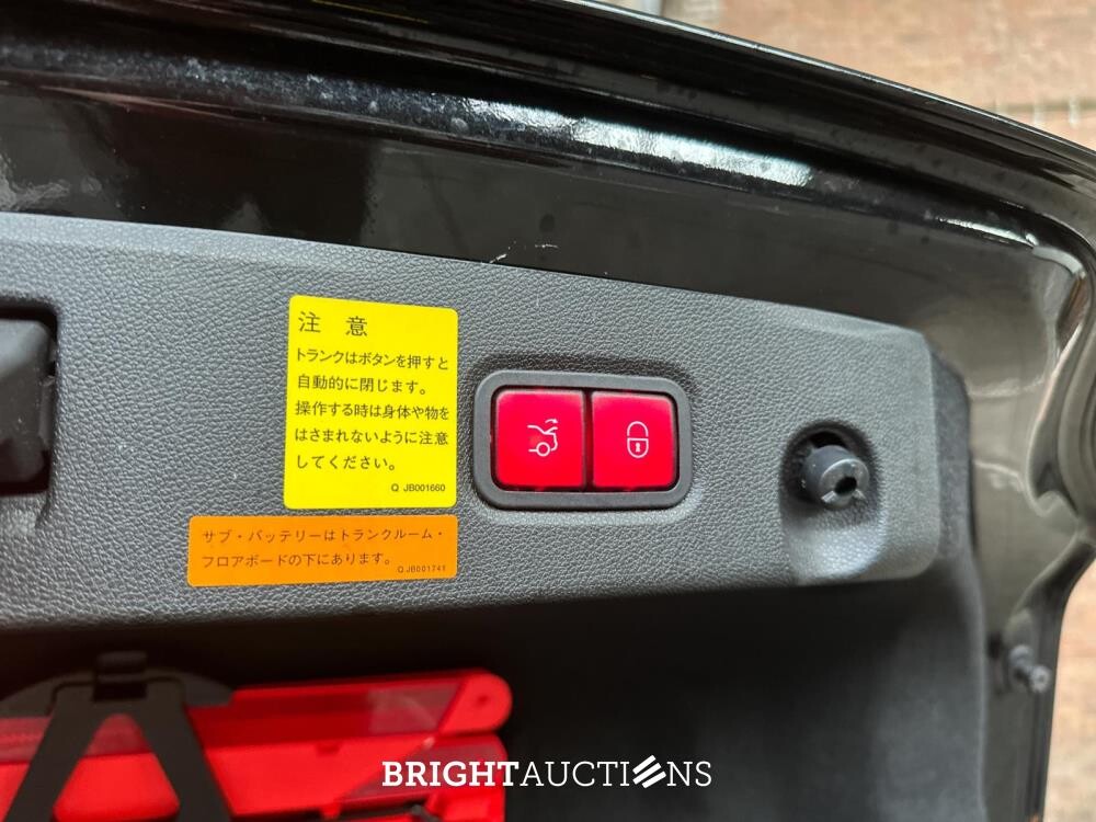 Mercedes-Benz CLS500 AMG 4.7 V8 408hp 2012 CARLSSON (42,000 km) CLS-Class