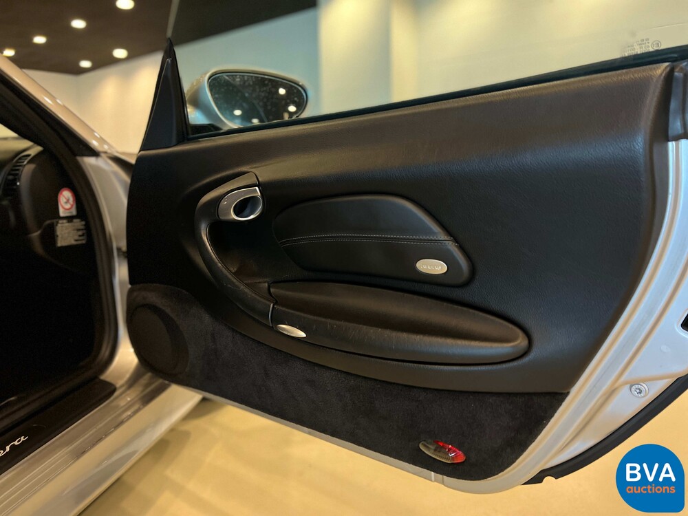 Porsche 911 3.6 Carrera 996 Coupé MK2 320pk 2002 GT3 -MANUAL- ORG-NL, 67-JB-GK.