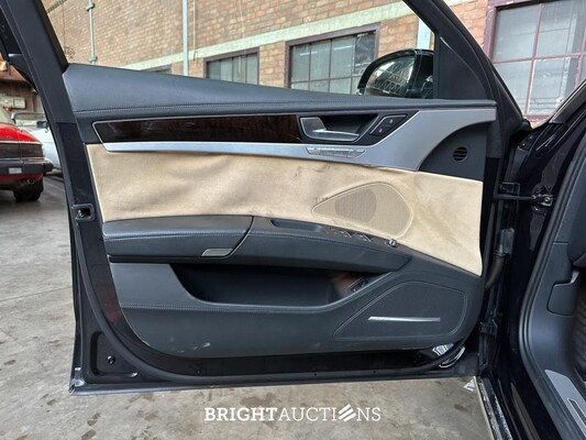 Audi A8 4.2 FSI Quattro V8 372pk 2011 (65.000 km)