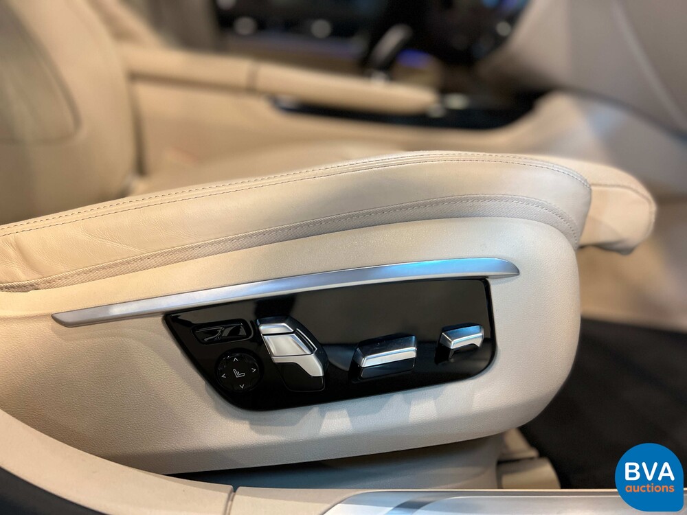 BMW M760Li xDrive M-Sport V12 7er LANG 609pk 2016 G12, L-128-BS.