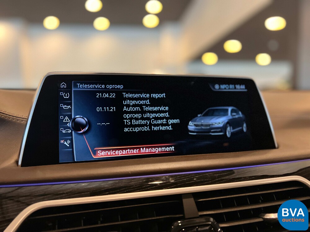 BMW M760Li xDrive M-Sport V12 7er LANG 609pk 2016 G12, L-128-BS.