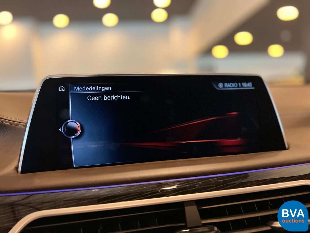 BMW M760Li xDrive M-Sport V12 7er LANG 609pk 2016 G12, L-128-BS.