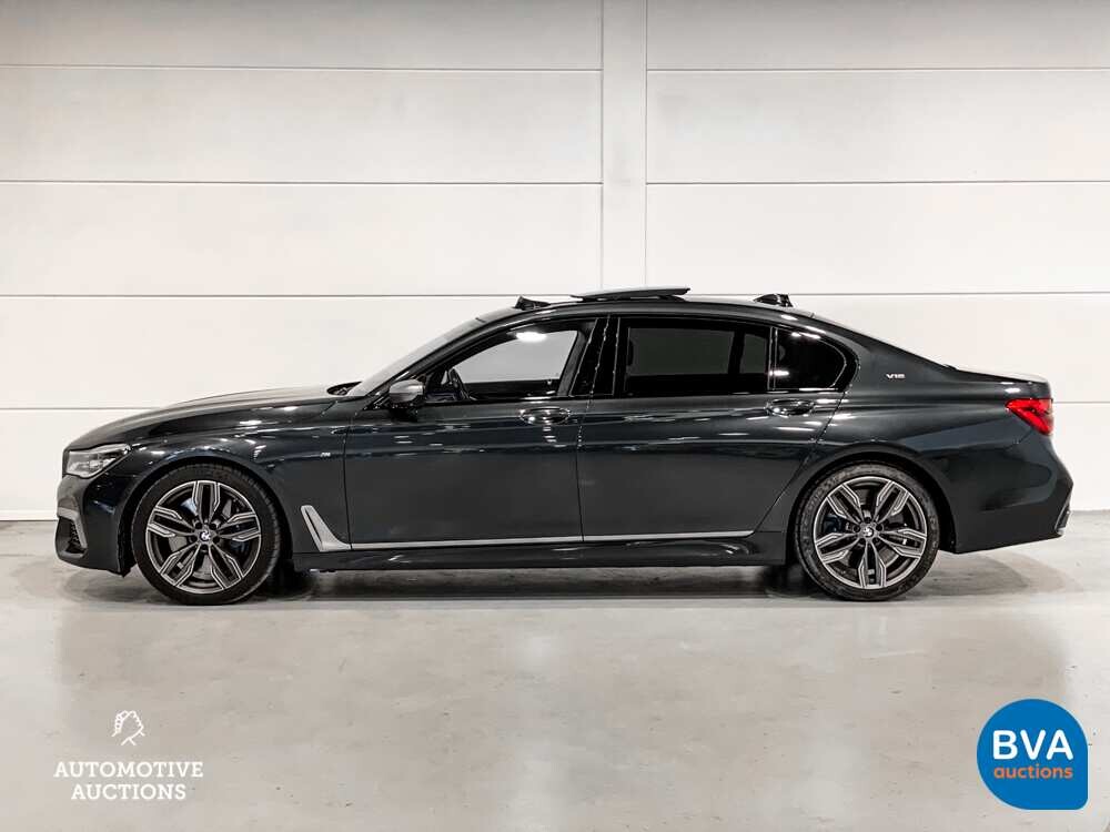 BMW M760Li xDrive M-Sport V12 7er LANG 609pk 2016 G12, L-128-BS.