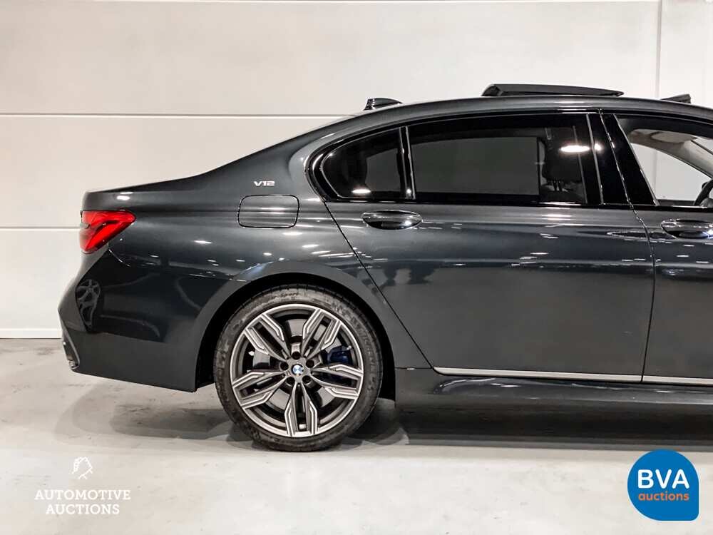 BMW M760Li xDrive M-Sport V12 7er LANG 609pk 2016 G12, L-128-BS.