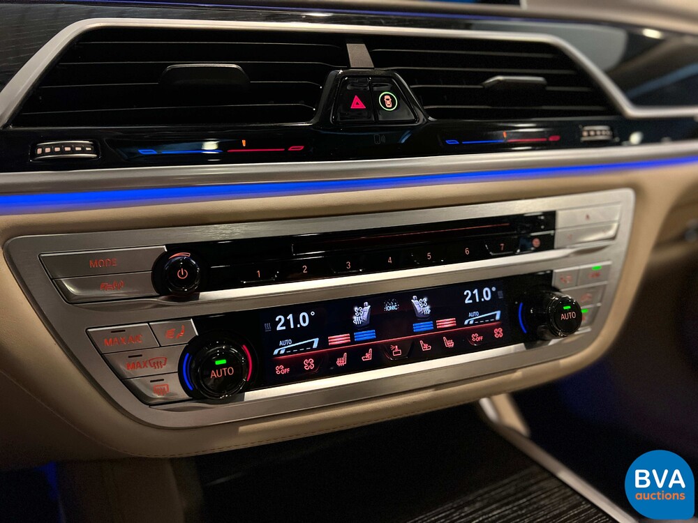 BMW M760Li xDrive M-Sport V12 7er LANG 609pk 2016 G12, L-128-BS.